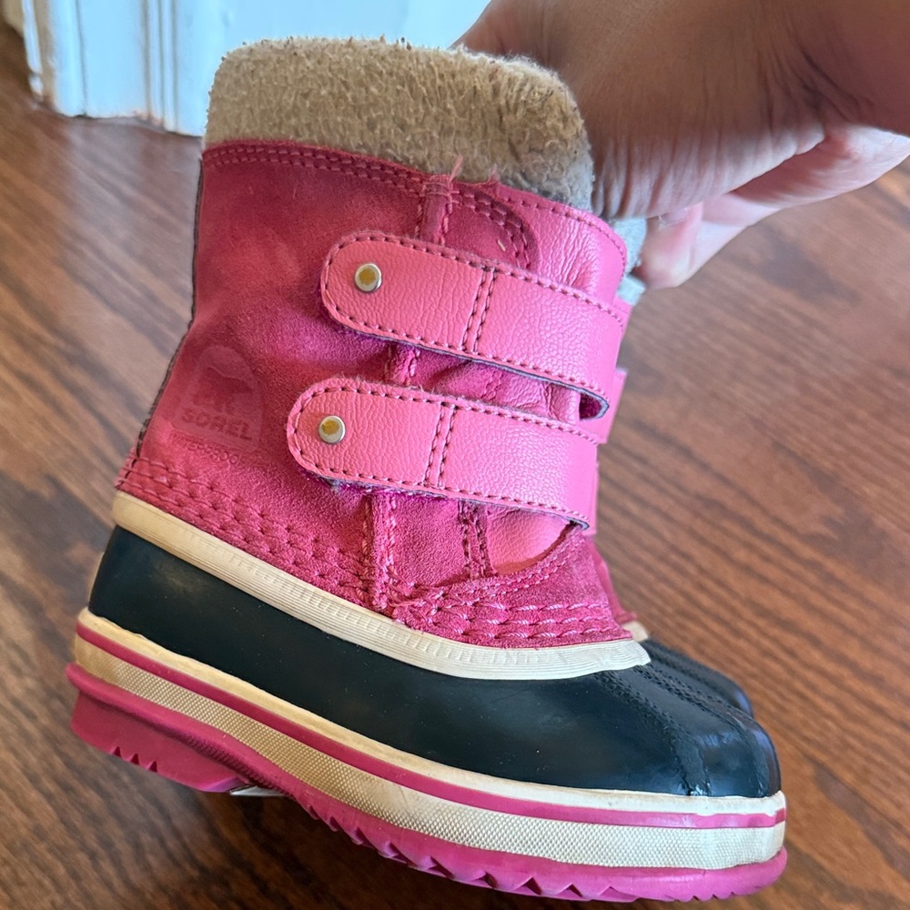 Sorel Kids' Boots in Pink and Black